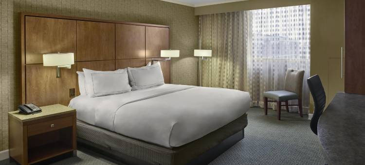 阿克伦费尔劳恩希尔顿逸林酒店(DoubleTree by Hilton Akron Fairlawn)图片