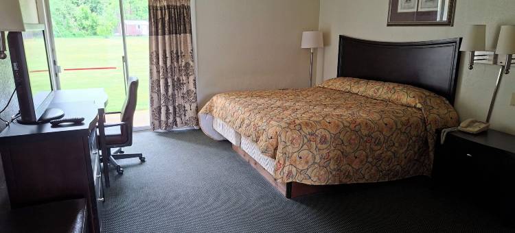 斯汤顿VA家乡旅馆，靠近11号公路(Hometown Inn Staunton VA near Hwy 11)图片