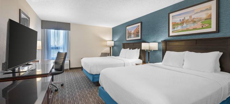 印第安纳波利斯北金字塔贝斯特韦斯特优质酒店(Best Western Plus Indianapolis North at Pyramids)图片