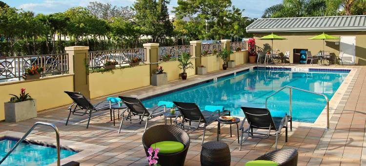 劳德代尔堡机场 & 邮轮港口万枫酒店(Fairfield Inn & Suites Fort Lauderdale Airport & Cruise Port)图片