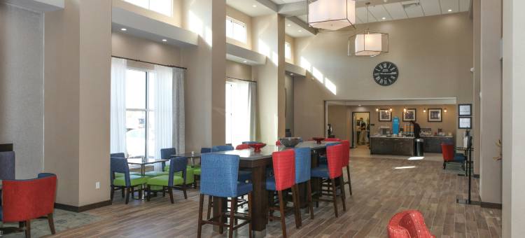 拉斐特医疗中心欢朋套房酒店(Hampton Inn and Suites Lafayette Medical Center)图片