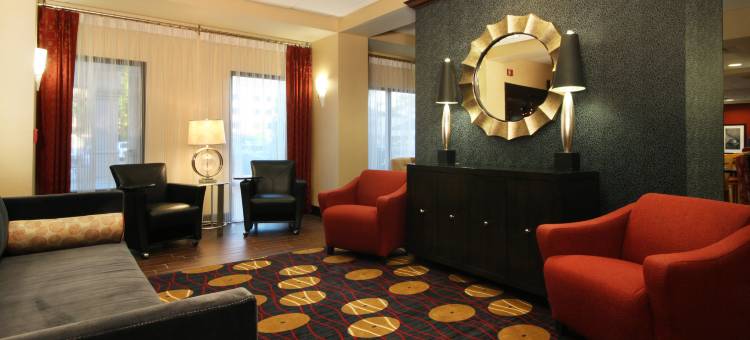 尚佩恩/厄巴纳希尔顿欢朋酒店(Hampton Inn Champaign/Urbana)图片