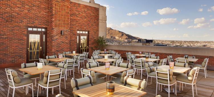 先锋公园广场酒店(The Plaza Hotel Pioneer Park)图片