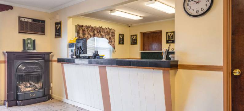 机场伊克诺套房酒店(Econo Lodge Inn & Suites Airport)图片