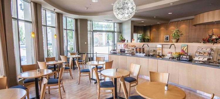温哥华机场Comfort酒店(Comfort Hotel Vancouver Airport)图片