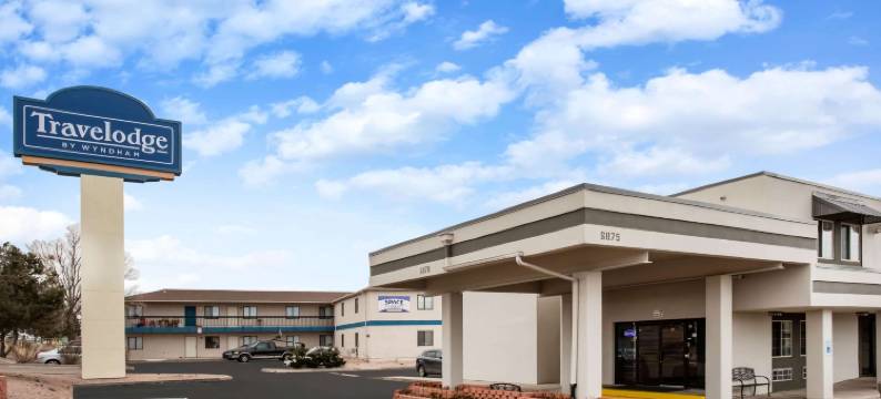 Travelodge by Wyndham科罗拉多斯普林斯机场/彼得森空军基地酒店(Travelodge by Wyndham Colorado Springs Airport/Peterson AFB)图片