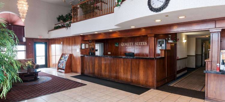 品质套房阿尔伯克基机场酒店(Quality Suites Albuquerque Airport)图片