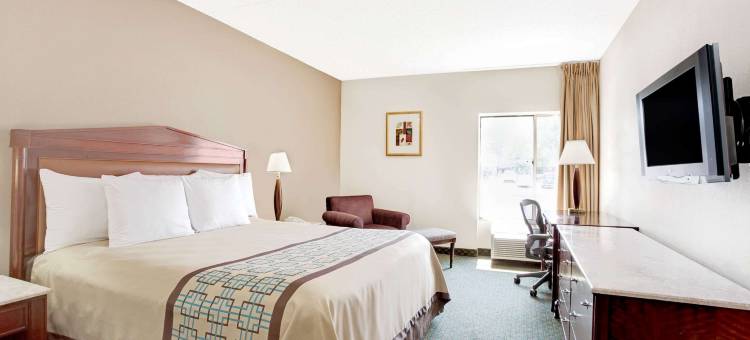 纽波特纽斯市中心奥斯特尔角温德姆戴斯酒店(Days Inn by Wyndham Newport News City Center Oyster Point)图片