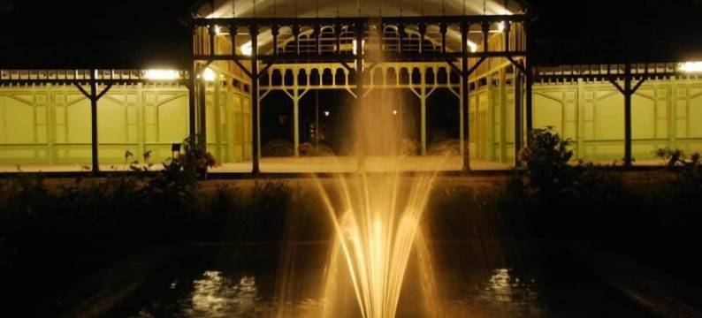 弗洛拉韦尔拉别墅酒店(Café Mandeltårtan B&B VillaFloraViola)图片