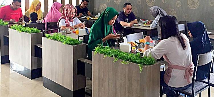 托普特尔酒店(Toptel Hotel)图片