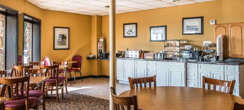 伊克诺湖景酒店(Econo Lodge Lakeview)图片