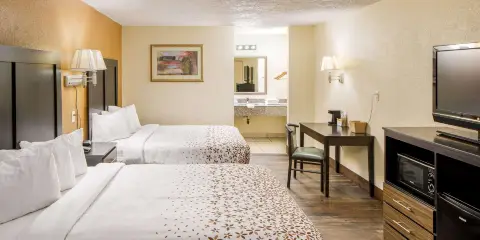 Americana Travelodge by Wyndham旅館