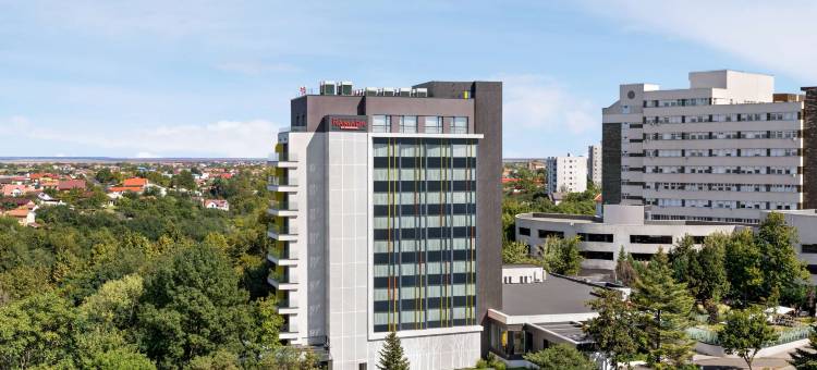 斯拉蒂纳公园华美达酒店(Ramada by Wyndham Slatina Parc)图片