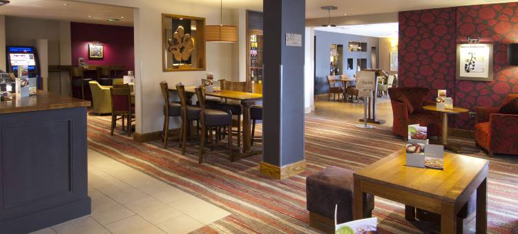 克里布斯铜锣湾(M5,J17)布里斯托尔普瑞米尔酒店(Premier Inn Bristol Cribbs Causeway (M5, J17))图片