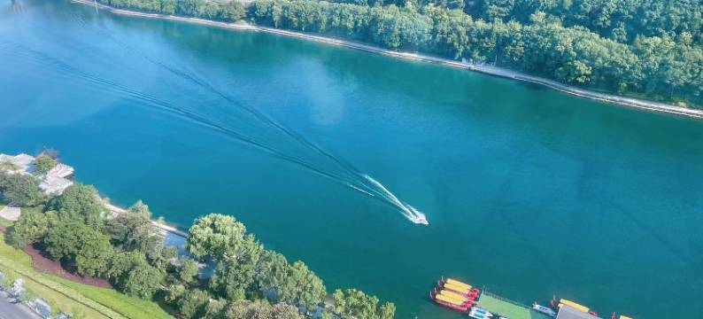 小白窝窝公寓(严东关路分店)图片