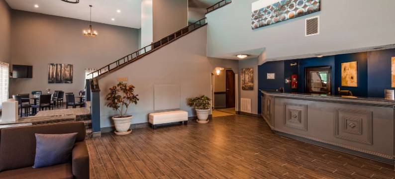 伯特纳克里德穆尔贝斯特韦斯特酒店(Best Western Butner Creedmoor Inn)图片