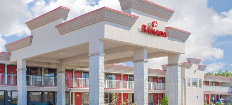 埃奇伍德华美达酒店及会议中心(Ramada by Wyndham Edgewood Hotel & Conference Center)图片