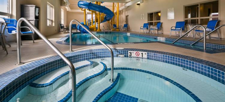 奥克托克斯贝斯特韦斯特优质套房酒店(Best Western Plus Okotoks Inn  Suites)图片