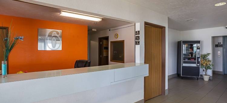 Motel 6 Omaha, NE - IAT West图片