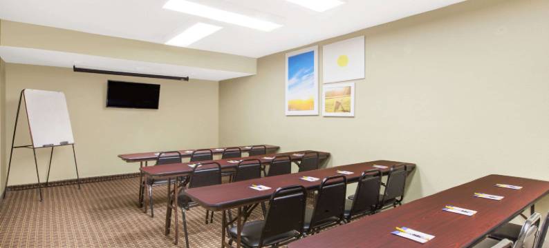 圣何塞米尔皮塔斯戴斯酒店(Days Inn by Wyndham San Jose Airport)图片