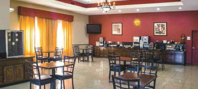 艾丽斯拉昆塔温德姆套房酒店(La Quinta Inn & Suites by Wyndham Alice)图片