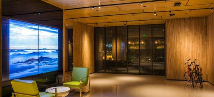 杭州拱墅运河广告产业园亚朵酒店图片