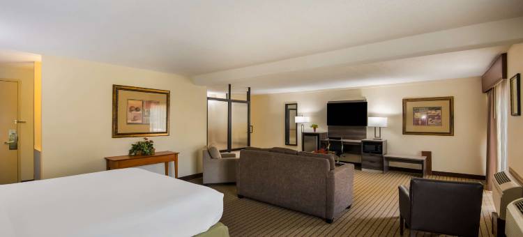 大草原贝斯特韦斯特酒店及会议中心(Best Western Prairie Inn  Conference Center)图片