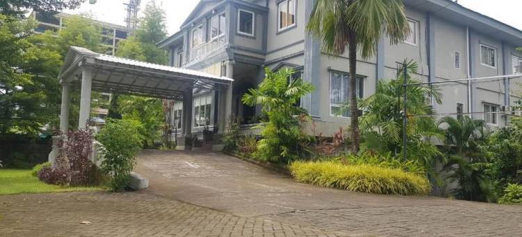 Hotel O Rumah Massagena Syariah Near Gedung Olahraga Enrekang图片