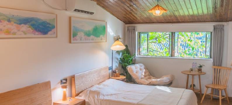 山岭房东民宿(黄桷垭正街分店)图片