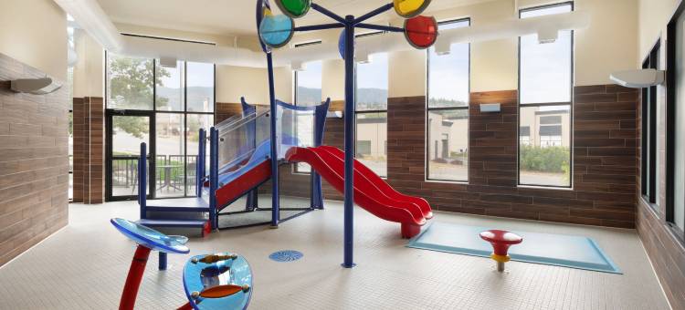 Fairfield Inn & Suites West Kelowna图片