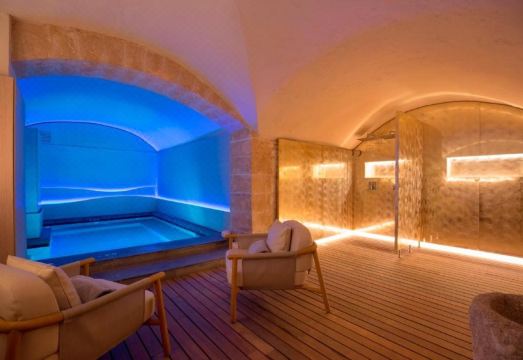 Mr & MRS Smith Convent de La MISSIÓ Hotel Overview