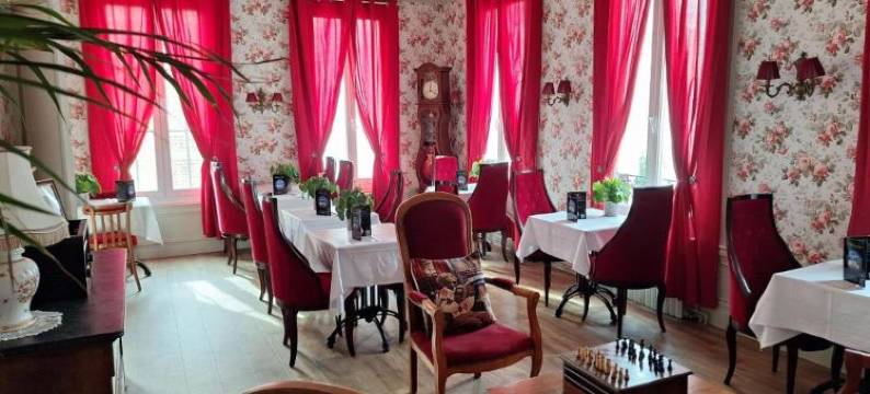 Logis 酒店拉邦纳德雷斯(Hotel de Charme la Bonne Adresse - Logis de France)图片