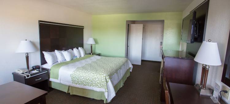 欧申塞德戴斯酒店(Days Inn by Wyndham Oceanside)图片