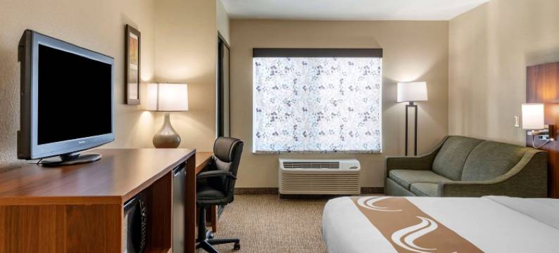 普拉森提亚阿纳海姆富勒顿品质酒店(Quality Inn Placentia Anaheim Fullerton)图片