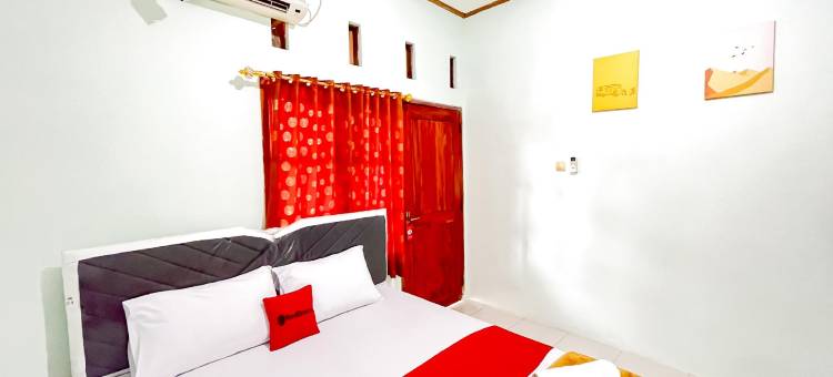 RedDoorz Syariah Near RS Bhayangkara Nganjuk图片