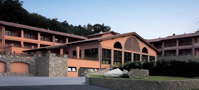 梅里迪安娜乡村酒店(Meridiana Country Hotel)图片