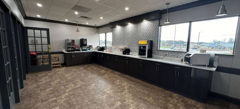 沃帕卡华美达酒店(Ramada by Wyndham Waupaca)图片