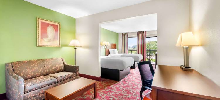 品质酒店-塞尔玛-史密斯菲尔德(Quality Inn Selma - Smithfield)图片