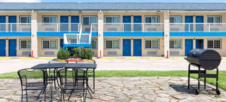 贝敦戴斯酒店(Days Inn by Wyndham Baytown Garth Road I10 East)图片