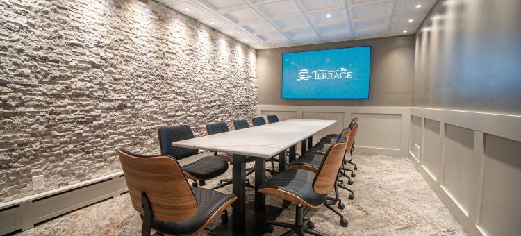 露台湾酒店(Terrace Bay Hotel - Lakefront)图片