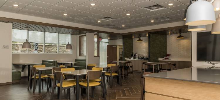 路易斯维尔新奥尔巴尼印第安纳万枫酒店及套房(Fairfield Inn & Suites Louisville New Albany IN)图片
