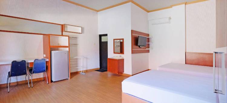 首都O 91046 马桑巴丽人酒店(Collection O 91046 Hotel Remaja Indah Masamba)图片