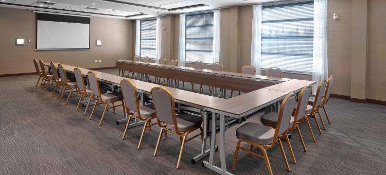 西埃德蒙顿福朋喜来登酒店(Four Points by Sheraton Edmonton West)图片