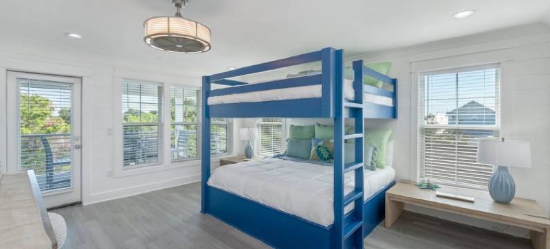 Seaspray: Pool! Sleeps 26! Beach Access!图片