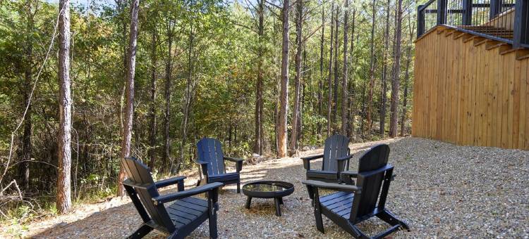 Secluded Luxury Couples Cabin with Hot Tub图片