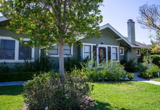 The Best House. 1 mile to Disneyland with a pool, hot tub, and game room. Hotel Overview