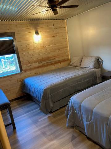 Newly built in Devils Lake, Perfect for Fishing or Relaxing