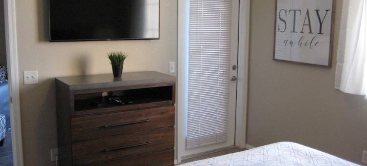Vacation worthy Gilbert resort setting图片