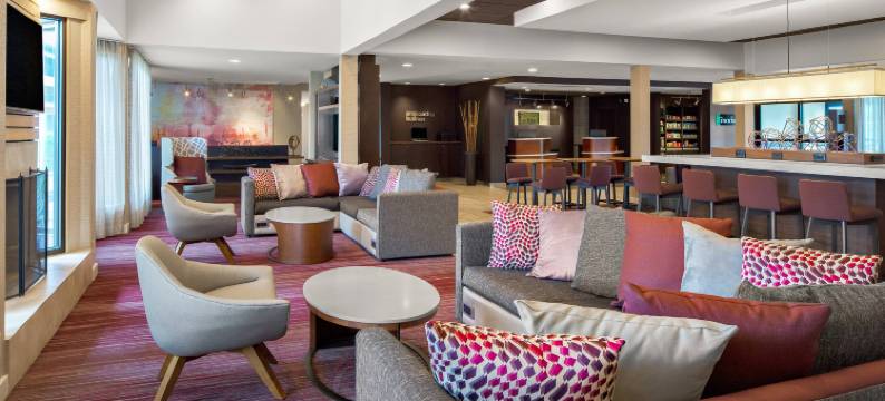 匹兹堡机场万怡酒店(Courtyard Pittsburgh Airport)图片