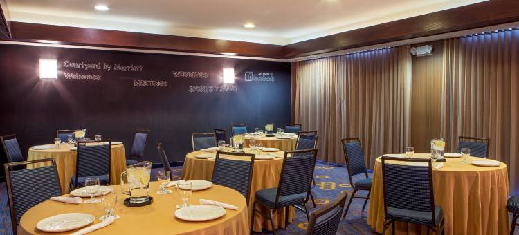 曼切斯特哈特福德万怡酒店(Courtyard Hartford Manchester)图片